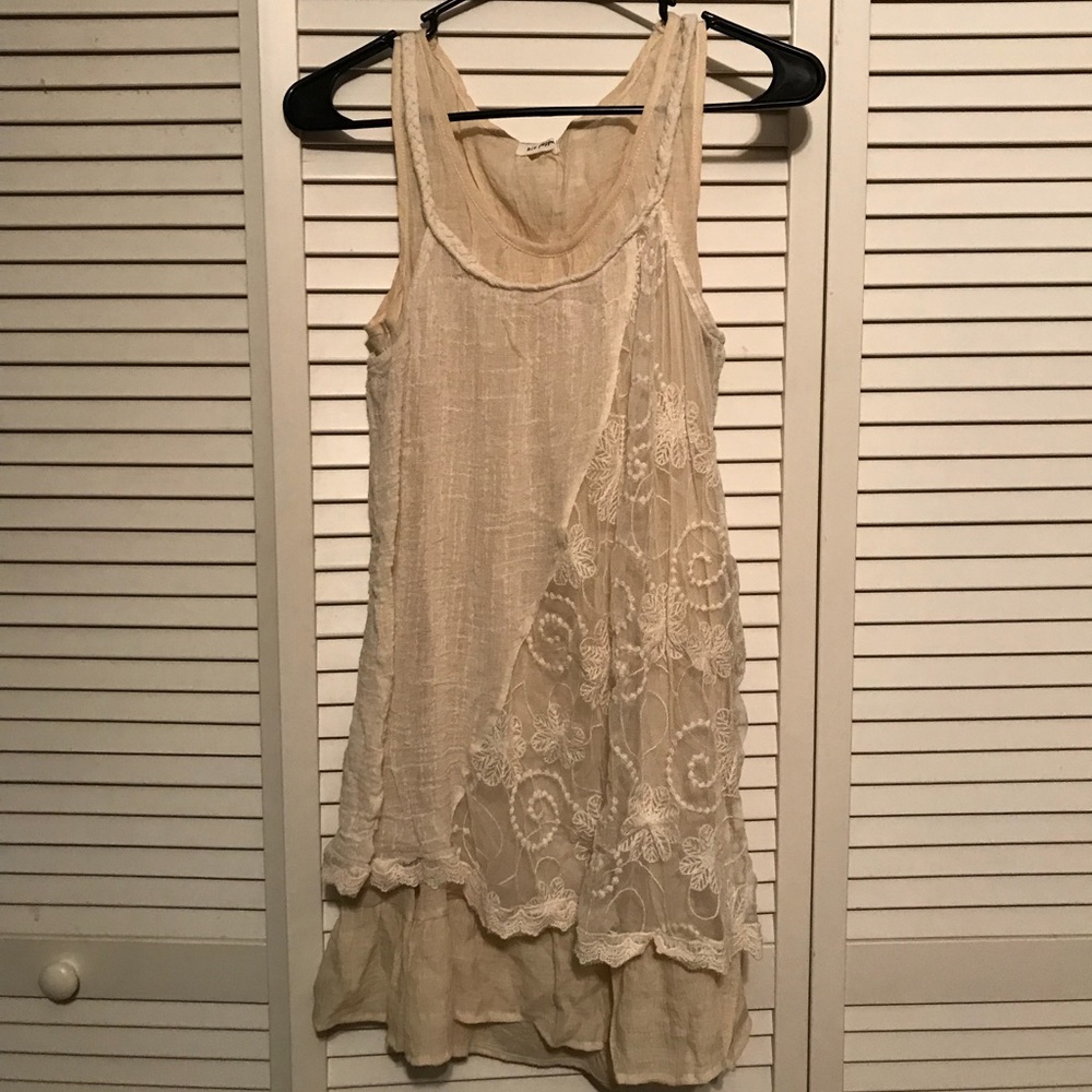 Lace swing dress 👗